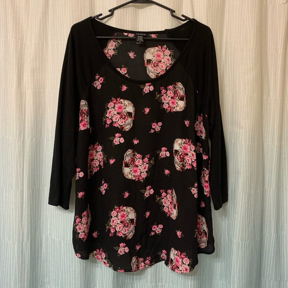 Torrid light weight top